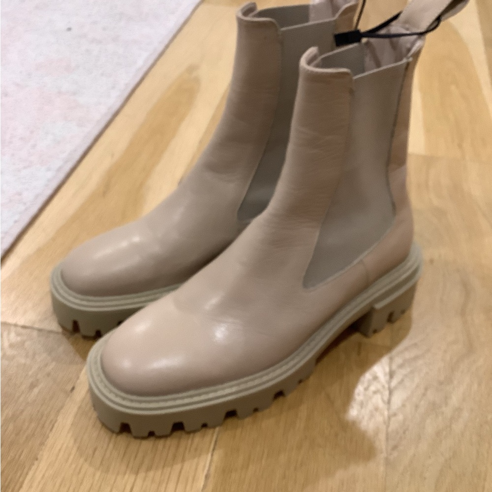 Zara Women's Cream Ankle Boots